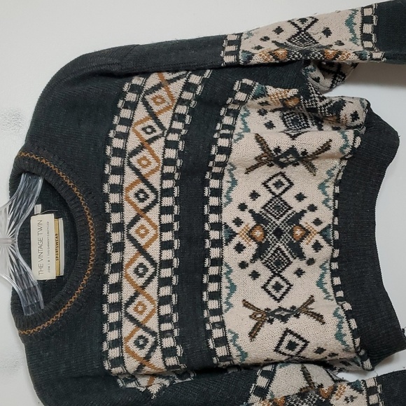 Black Tape Women's Patterned Sweater - Picture 5 of 9